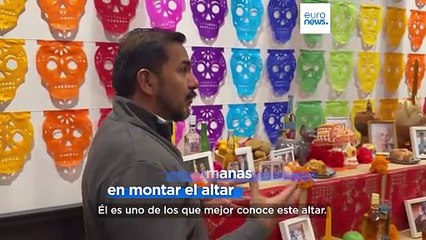 Así es el altar del Día de Muertos más grande de Europa, un homenaje al cine mexicano 