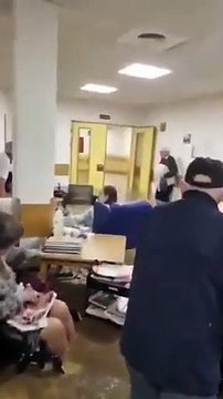 Idosos inundações lar Valência, Espanha