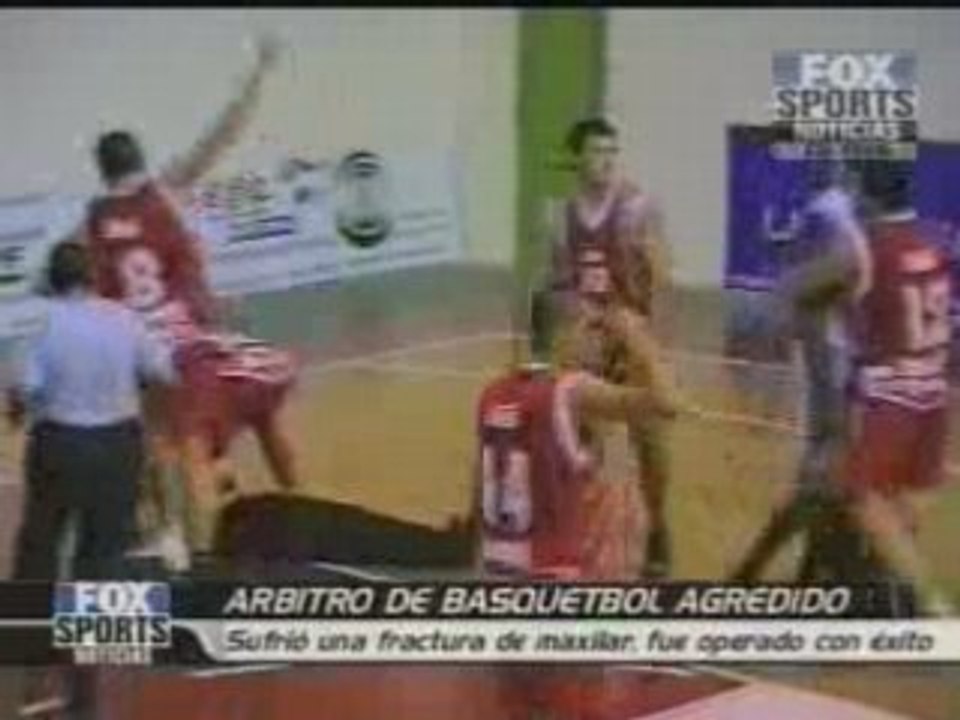 - Basketball Player Knocks out -