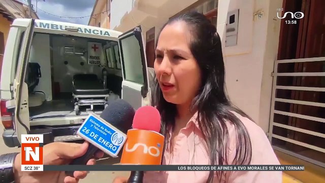 VALLEGRANDE: No dejan pasar pacientes en los bloqueos
