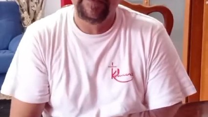 Marcelo Sestelo, ayer por la mañana, contando su experiencia.