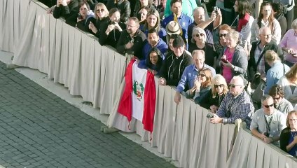 El papa Francisco a puro dolor por los niños en medio de la guerra