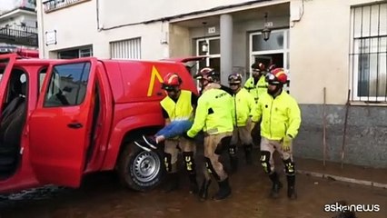 Spagna, si cercano dispersi: tre giorni di lutto per l'alluvione
