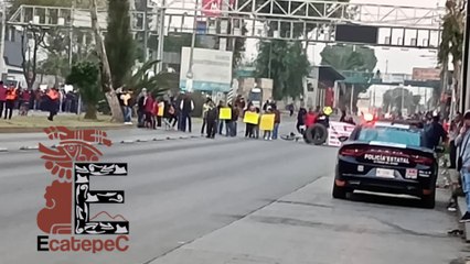 Ecatepec: Trabajadores del ayuntamiento colapsan principales salidas del municipio en protestas por falta de pago
