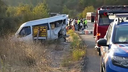Havran ’da Feci Kaza! Zeytin İşçilerini Taşıyan Minibüse Ticari Araç Çarptı