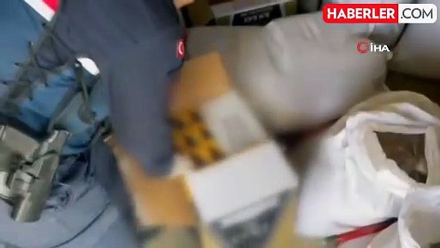 Aydın'da Kaçak Sigara Operasyonu: 2 Milyon 150 Bin Lira Değerinde Malzeme Ele Geçirildi