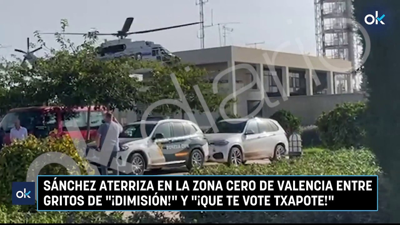 Sánchez aterriza en la zona cero de Valencia entre gritos de "¡Dimisión!" y "¡Que te vote Txapote!"