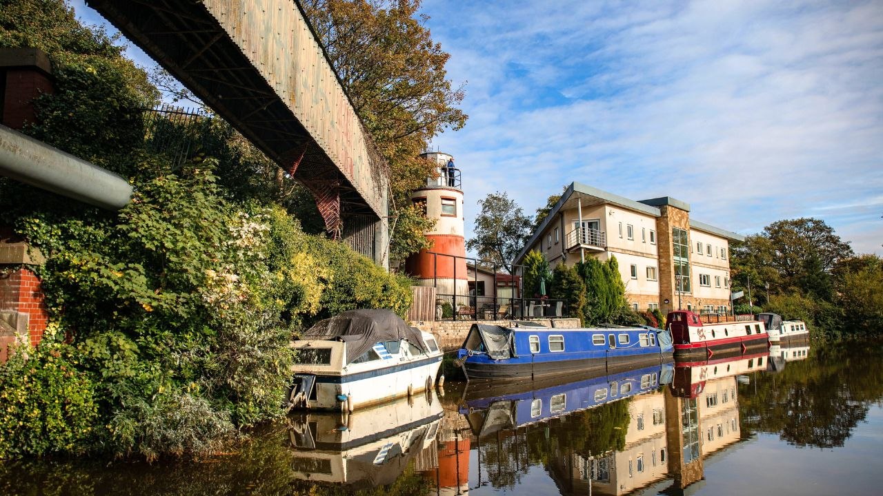"I'm a female builder in a male-dominated trade''