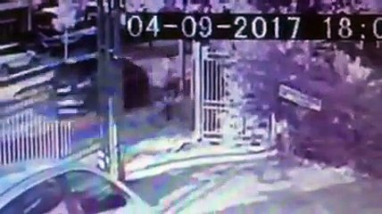 Ecco il ladro in bici che ruba soldi e telefonino