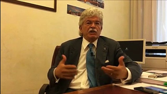 Razzi presenta il suo libro Un senatore possibile