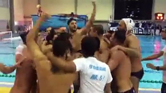 Pescara Pallanuoto, festa alle Naiadi per la promozione in A2