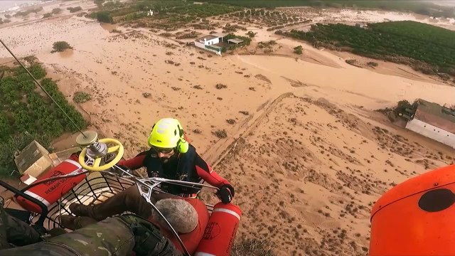 Spanien: Luftaufnahmen zeigen Ausmaß der Überschwemmungskatastrophe