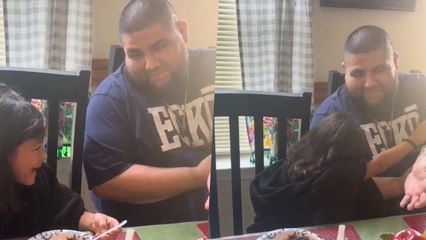 El Padrastro Sorprende A Su Hijastra Con Un Tatuaje De Su Personaje Favorito De Disney Y Su Nombre