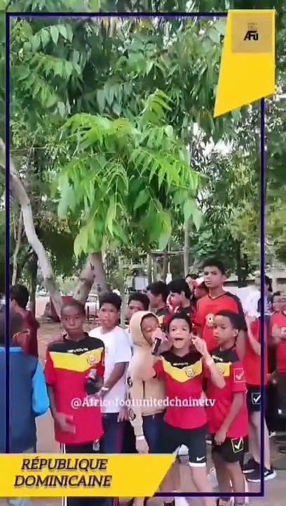 Coupe du Monde Féminine U17 République Dominicaine  #AfricaFootUnited : l'ambiance devant le stade Estadio Olímpico Félix Sánchez ️ (Santo Domingo) avant la demi-finale #Espagne  #Angleterre  ⚽