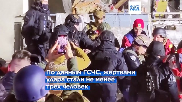 Российская авиабомба попала в жилой дом в Харькове: трое погибли, ранены более 30 человек