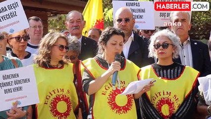 Muğla Datça'da Sürgün Edilen Öğretmenlerin Okullarına İade Edilmesi Talebiyle Toplanan İmzalar Valiliğe Teslim Edildi