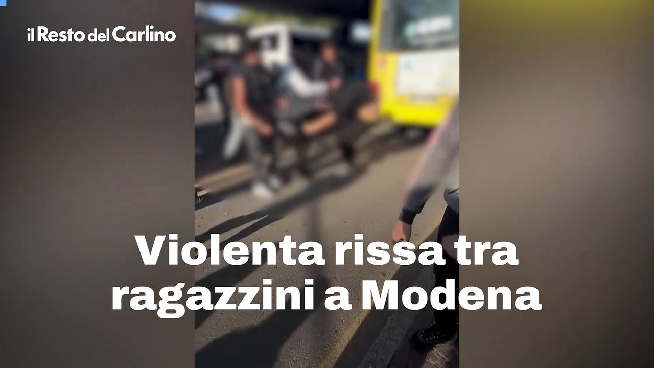 Violenta rissa tra ragazzini a Modena: il video