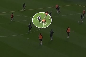 Jose Mourinho antrenman esnasında tekme yedi