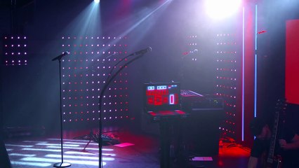 EXCLU VIDÉO - Maxim Nucci encore ému par sa collaboration avec Johnny Hallyday : “Un rêve totalement dingue”