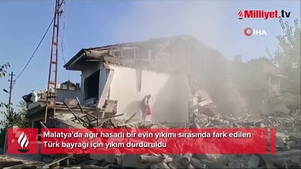 Bayrak hassasiyeti yıkımı durdurdu