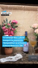 Mon Laferte inaugura exposición en Chile
