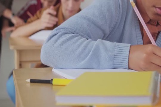 Scuola: Poste e Cdp inaugurano 2a edizione 'Il Risparmio che fa scuola'