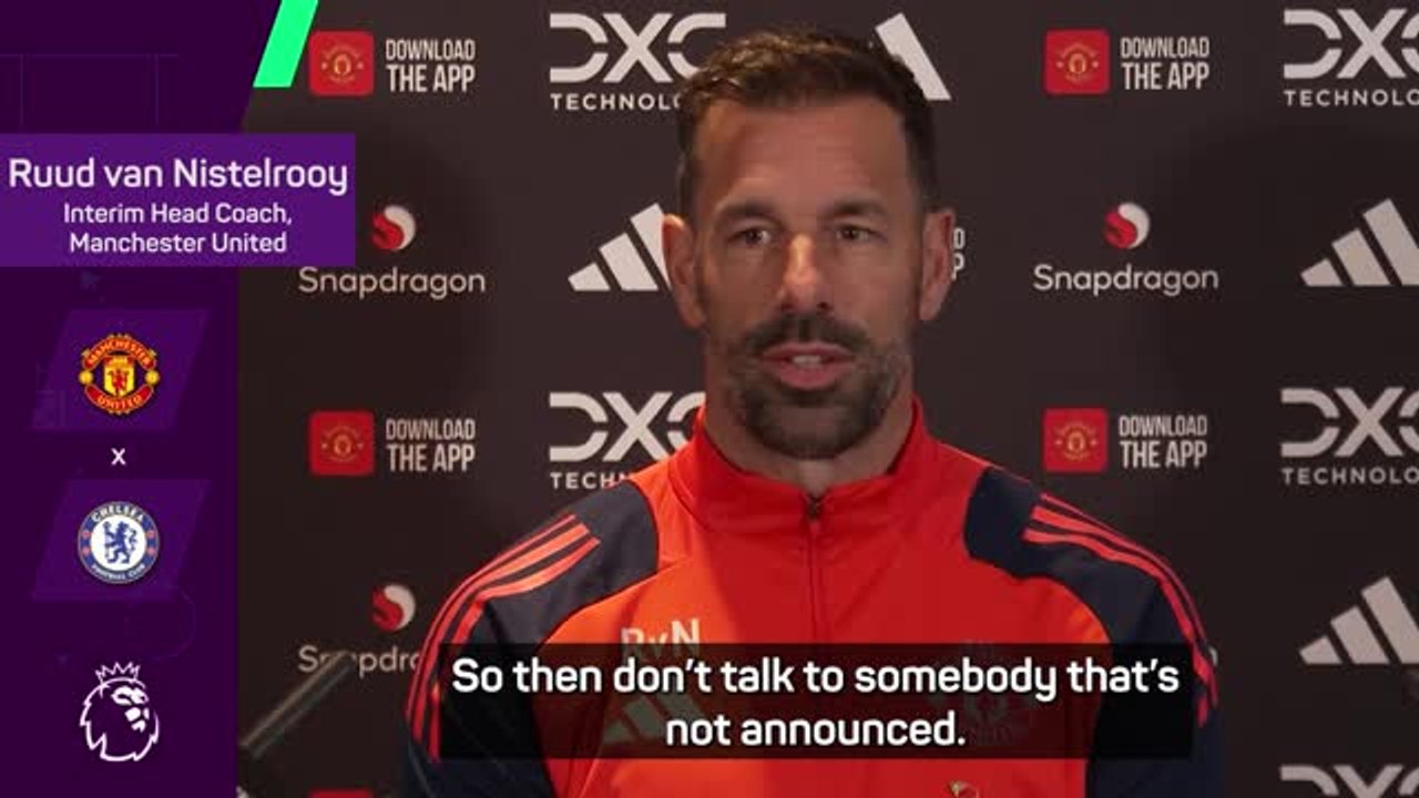 'Is he already announced?' - Van Nistelrooy hasn't spoken to Amorim