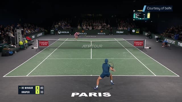 De Minaur defeats Draper to edge closer to ATP Finals spot