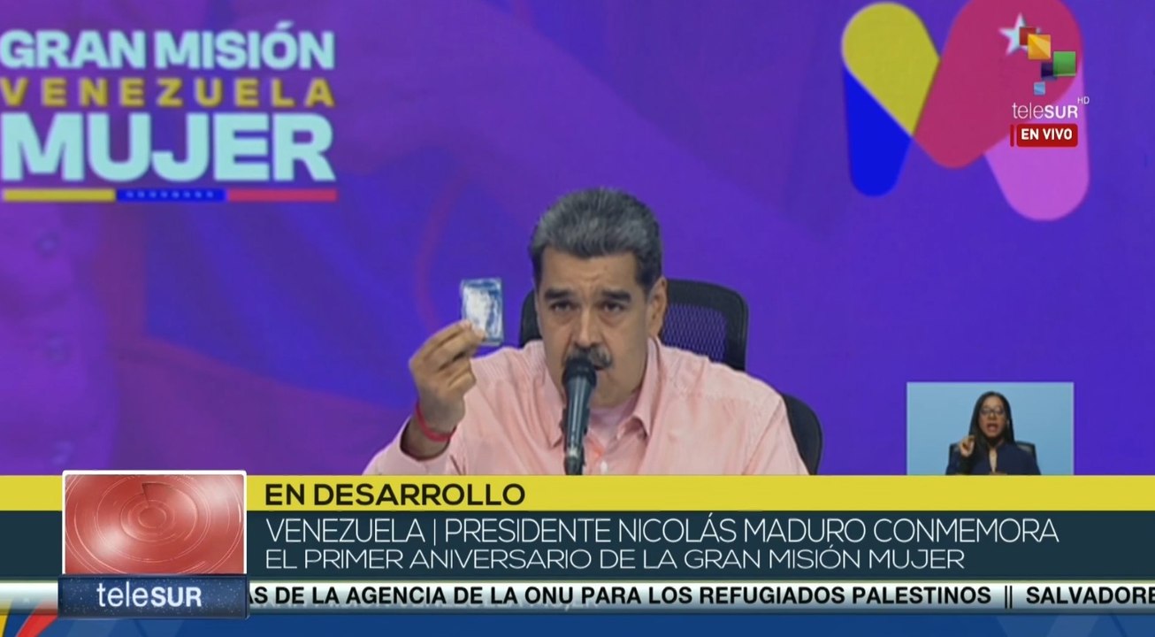 Pdte. Nicolás Maduro hace acto de presencia en la celebración del 1º aniversario de la gran misión Venezuela mujer