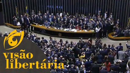 Centrão articula projeto para confiscar patrimônio de grandes empresas | VL - 08/04/20 | ANCAPSU