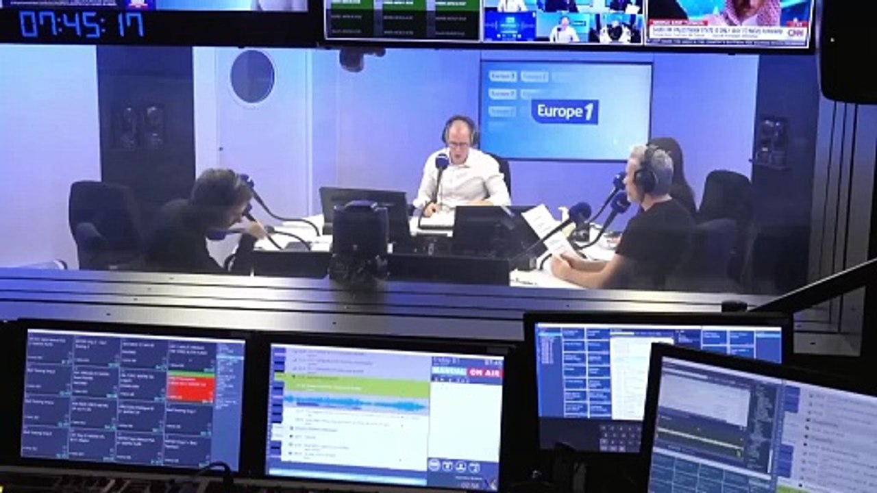 «Un linceul n’a pas de poches» de Horace McCoy et l'application «Nintendo Music» qui rassemblent les musiques de jeux vidéos