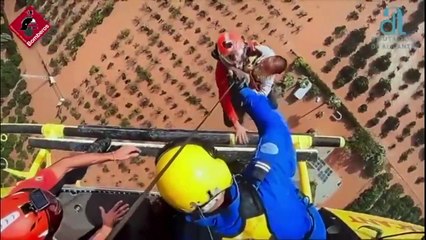 Spanien: Mehr als 150 Hochwasser-Tote – Plünderer festgenommen
