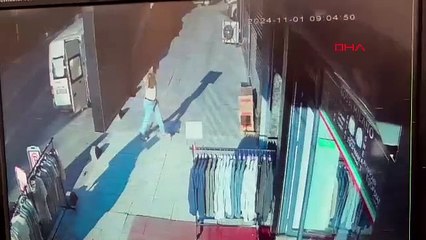 İstanbul'da korkunç kaza kamerada: 10 aracı ezip geçti