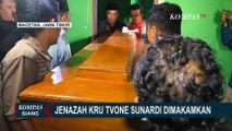 Isak Tangis Keluarga Iringi Pemakaman Jenazah Kru TVOne Sunardi di Magetan