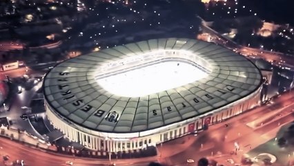 Tüpraş Stadyumu çatısında artık Beşiktaş arması ve yazısı var