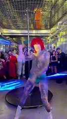 La performance de Quentin pour Jeremstar (Halloween)
