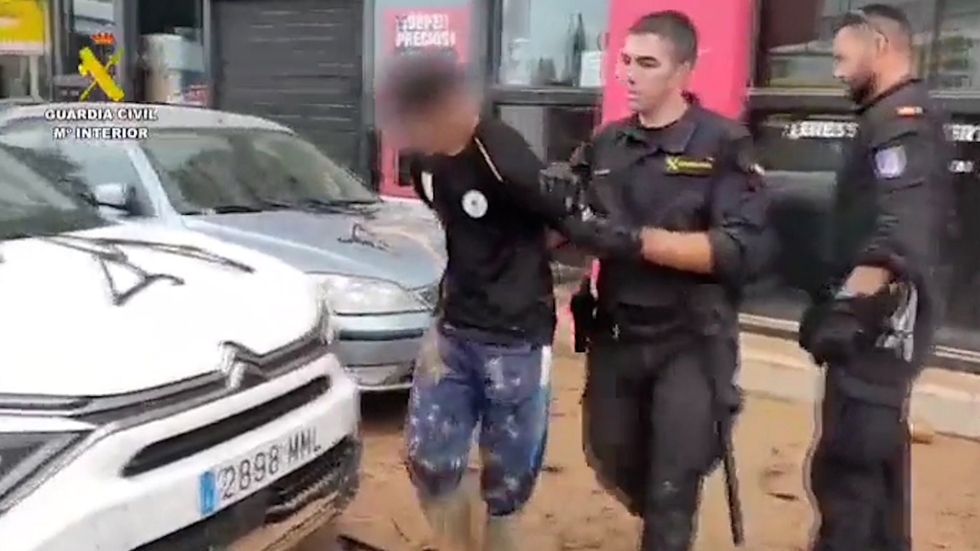 Detenidos por pillaje y robo en Valencia