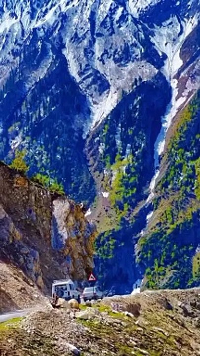 Traveling In 'The Golden Bird' Kashmir ️| beauty of nature | scenes beauty | kashmir beauty | amit parmar