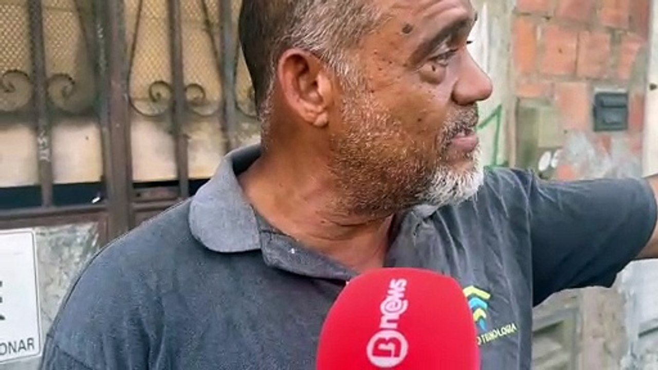 Motorista de carro destruído por caminhão na Ladeira do Lobato dá detalhes sobre acidente: "Livramento"