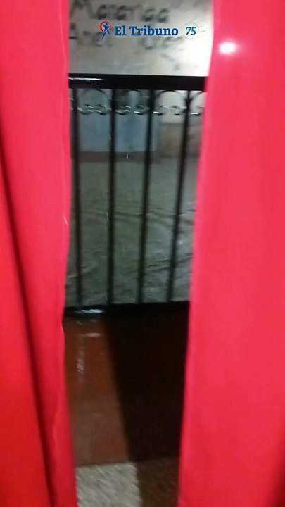 Calles inundadas en Rosario de Lerma por el temporal