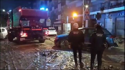 Mil militares se suman hoy a los 1.200 de la UME en la mayor emergencia nacional de España