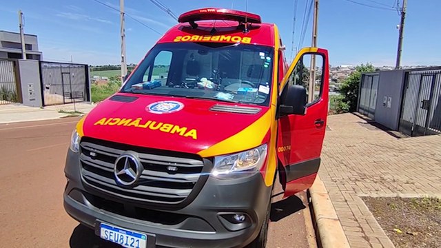 Homem bate a cabeça contra parede e precisa ser socorrido pelo Siate