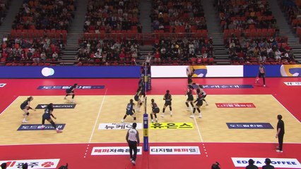 '실바·와일러 50점 합작' GS칼텍스 4경기 만에 첫승 신고 / YTN