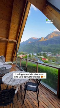 ️ Un logement de rêve avec une vue époustouflante Bienvenue au Téréva Lodge, niché au cœur de la Réunion. ⛰️ Ici, chaque détail est pensé pour vous offrir une expérience unique et immersive ✨. Vue panoramique sur les montagnes et couchers de s
