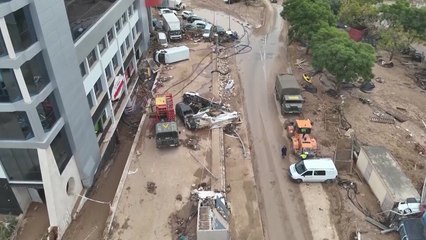 스페인 홍수 사망자 200명 넘어..."당국 뒷북 대응에 피해 커져" / YTN