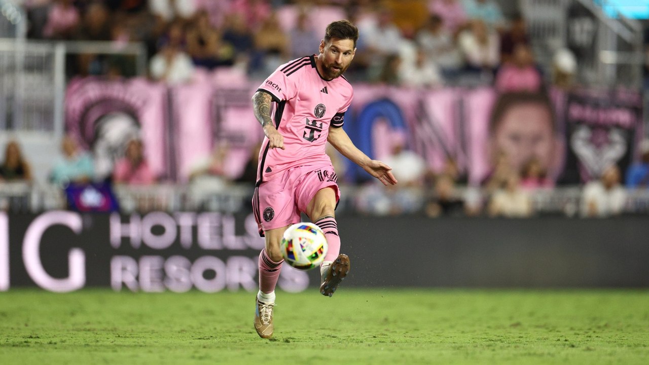 Messi and Suarez Shine in Miami FC's Playoff Debut