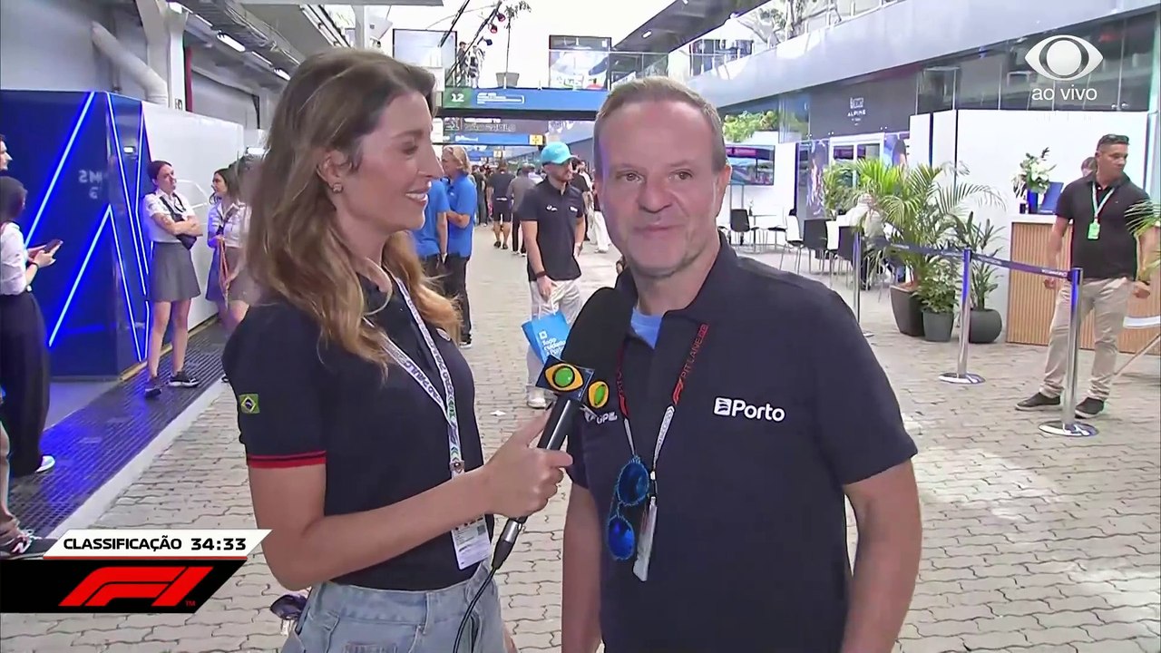 Barrichello diz que um brasileiro deveria pilotar a McLaren de Senna no lugar de Hamilton