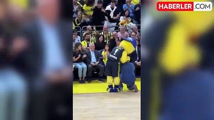 Fenerbahçe'de tarihi anlar: Ali Koç ve Aziz Yıldırım, birlikte maç izledi