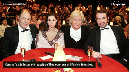 "C'est compliqué" : Jean Dujardin, le père de quatre enfants protégé par sa famille, son garde-fou