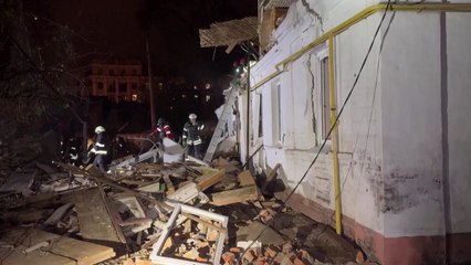 러, 우크라 경찰서에 미사일..."10월 드론 공격 역대 최다" / YTN